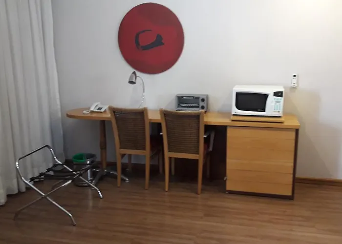 Flat Moema Rouxinol